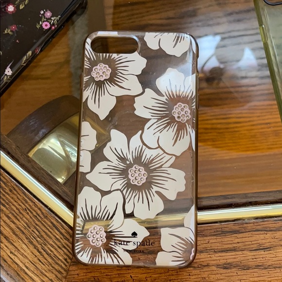 WHAT A DEAL!!! I Phone 7+ / 8+ case. Total of 7 - Picture 3 of 9